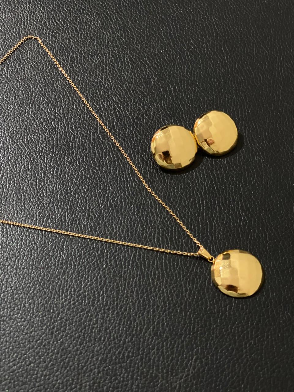 Necklace with earrings