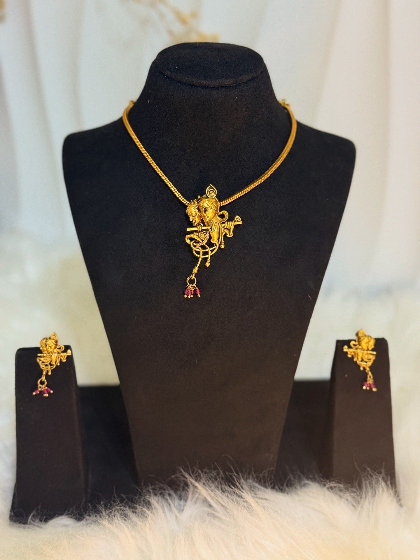 Necklace