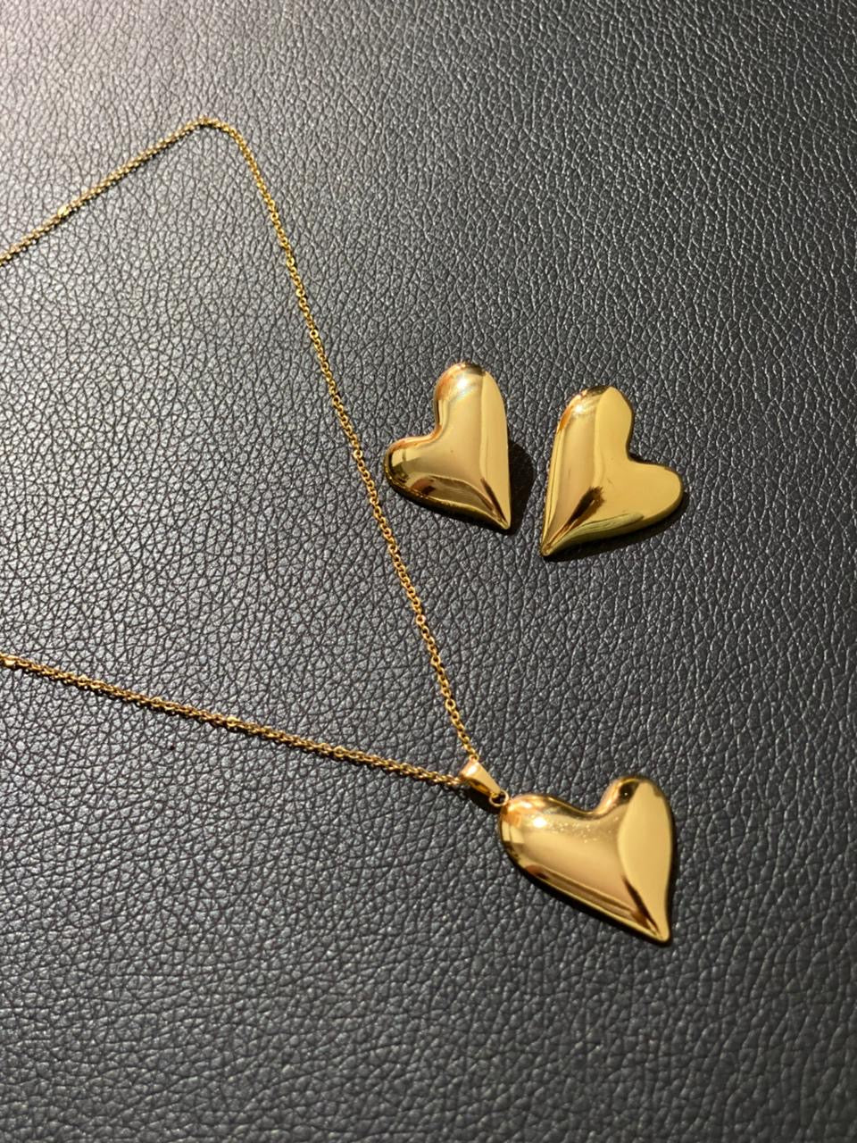 Necklace with earrings