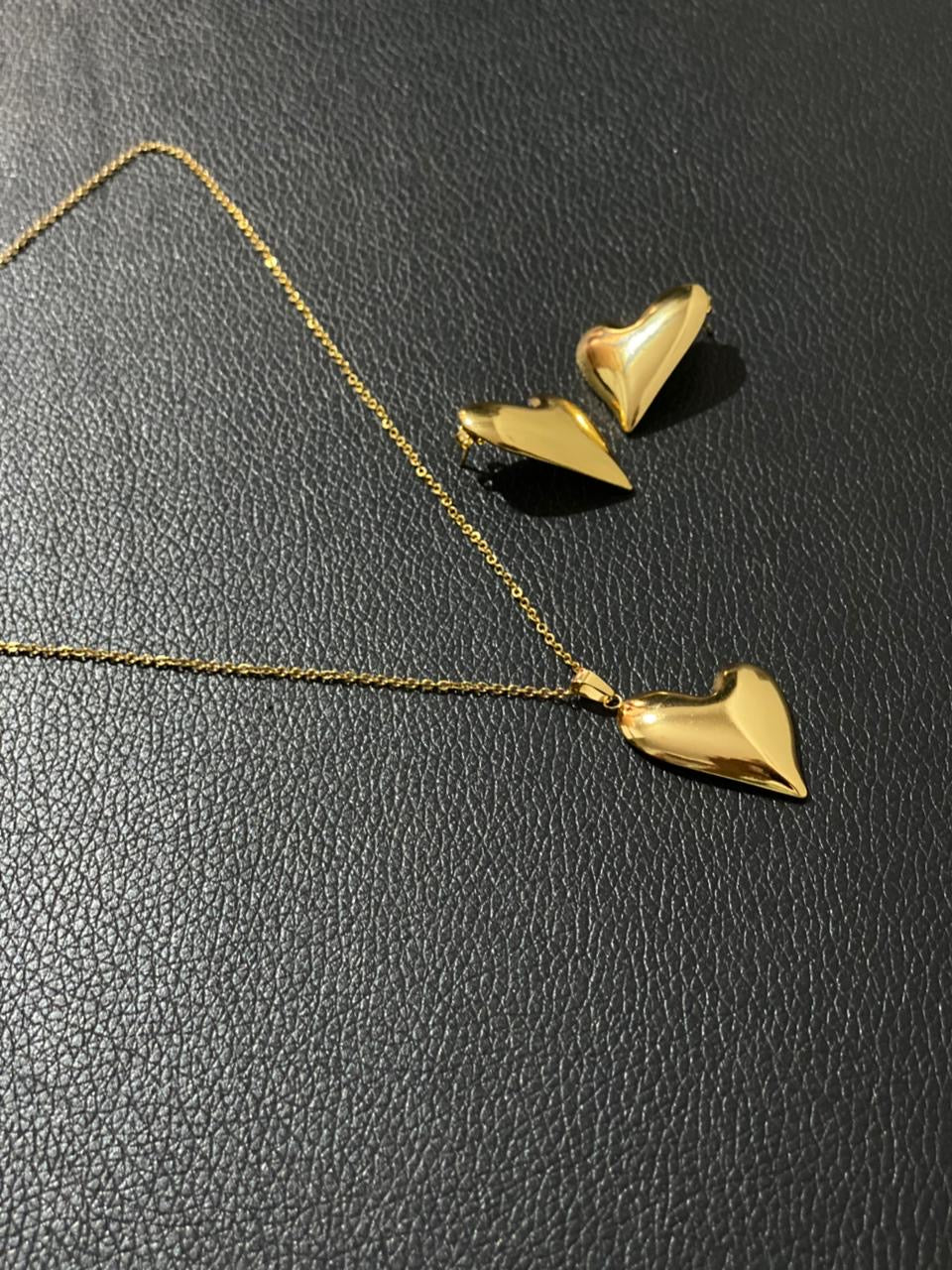 Necklace with earrings