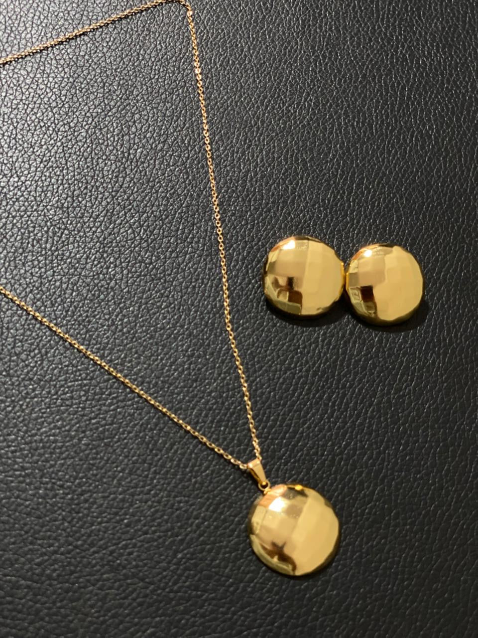 Necklace with earrings