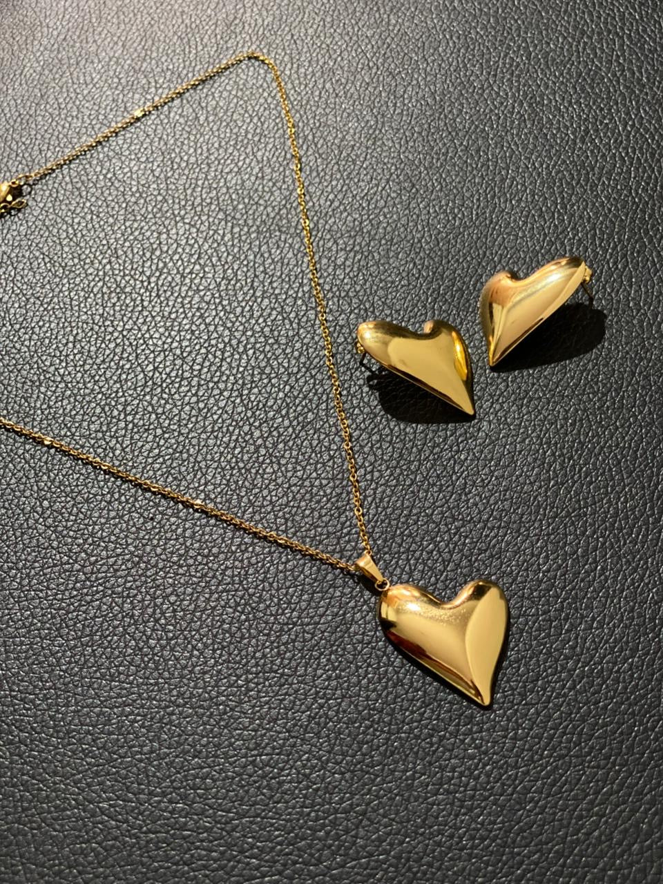 Necklace with earrings