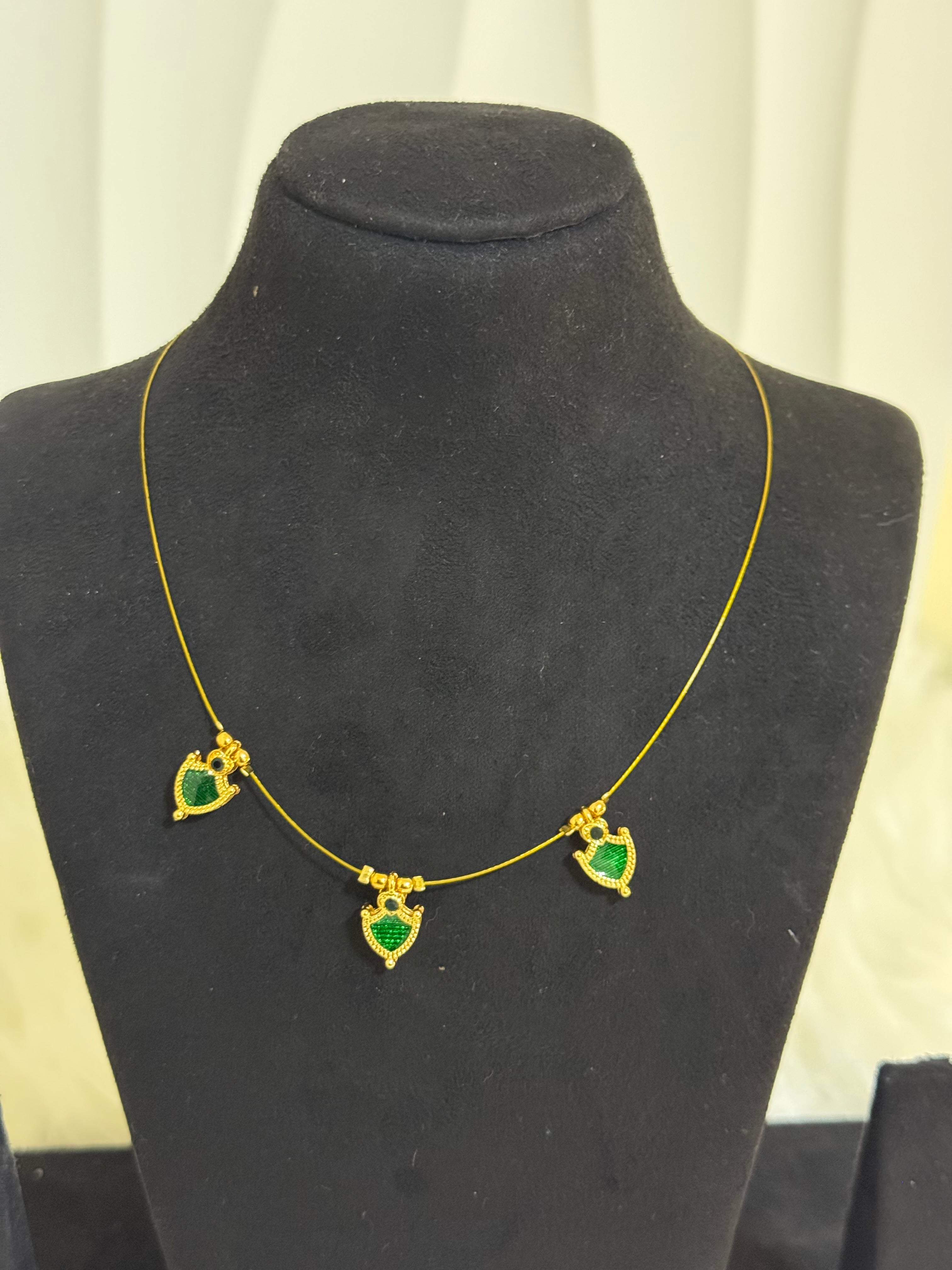 Invisible necklace